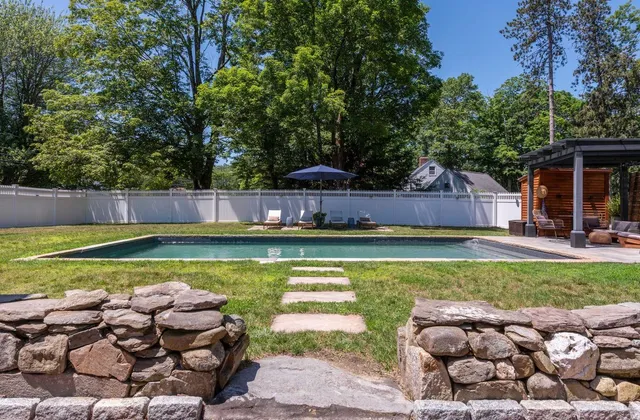 $995,000 | 98 Sweet Hill Road, Plaistow, NH 03865