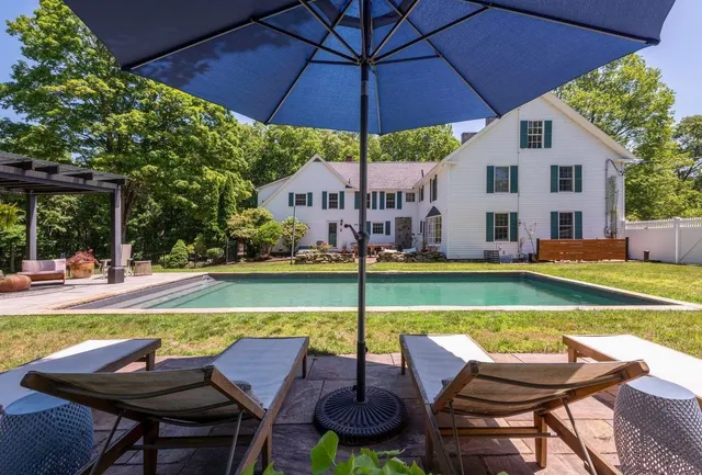 $995,000 | 98 Sweet Hill Road, Plaistow, NH 03865