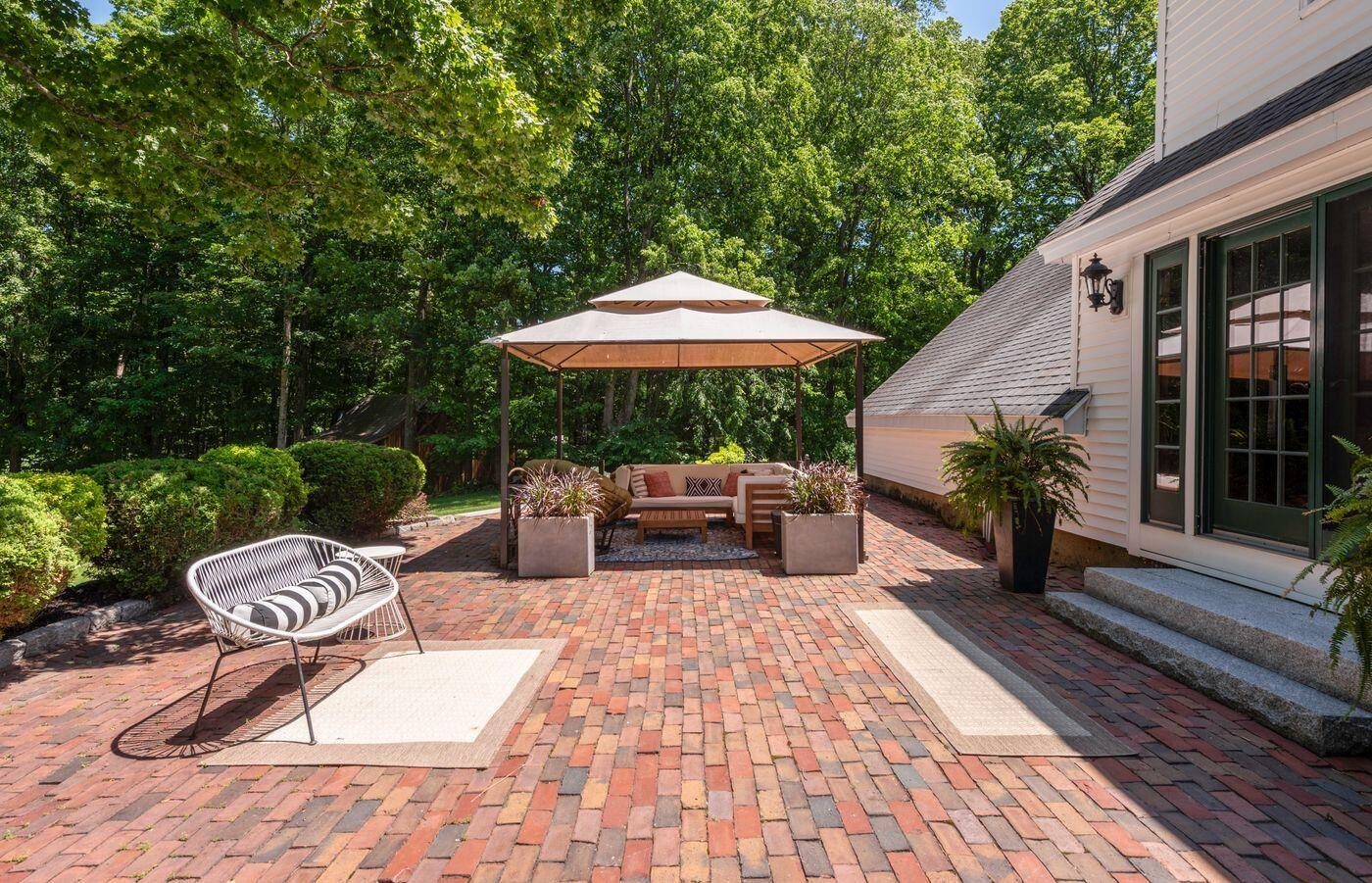 98 Sweet Hill Road Plaistow, NH 03865 - Photo 10 of 46