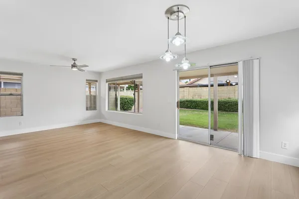 $2,800 | 17435 North 46th Street, Phoenix, AZ 85032