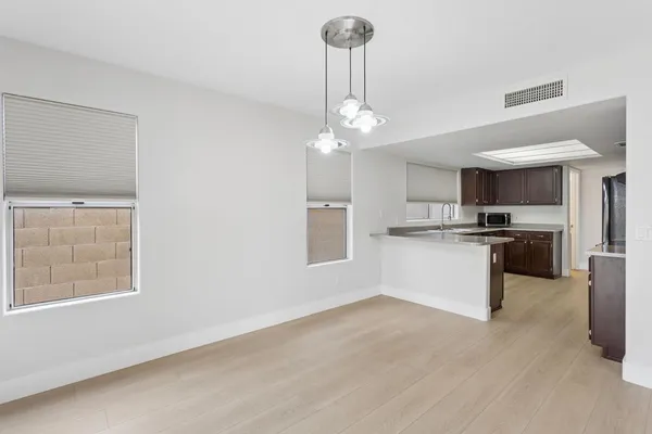 $2,800 | 17435 North 46th Street, Phoenix, AZ 85032