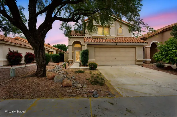 $2,800 | 17435 North 46th Street, Phoenix, AZ 85032