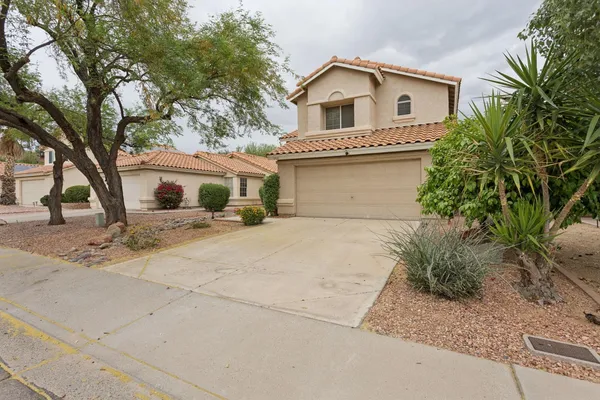 $2,800 | 17435 North 46th Street, Phoenix, AZ 85032