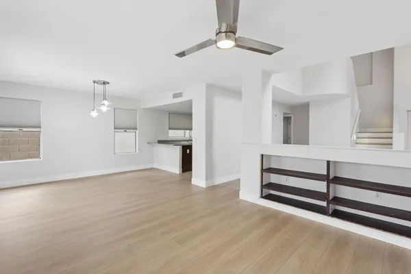 $2,800 | 17435 North 46th Street, Phoenix, AZ 85032