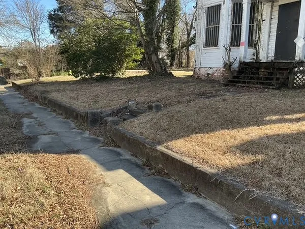 $129,850 | 640 West Washington Street, Petersburg, VA 23803