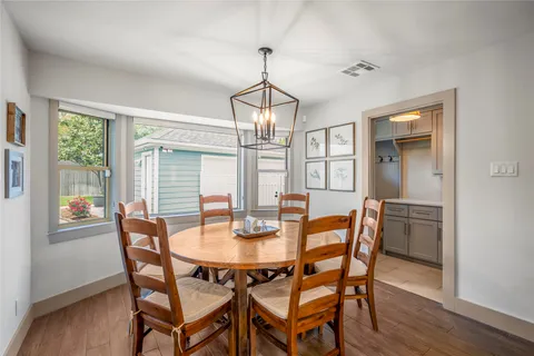 $535,000 | 1911 Stebbins Drive, Houston, TX 77043