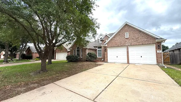 $2,850 | 7510 Golden Thistle Lane, Cypress, TX 77433