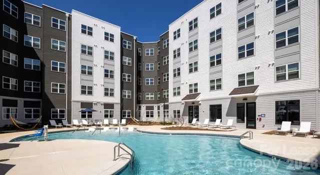 $1,275 | 8424 North Tryon Street, Unit A2, Charlotte, NC 28262