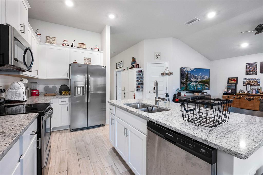 13019 Ogden Glade Road Dade City, FL 33525 - Photo 13 of 33