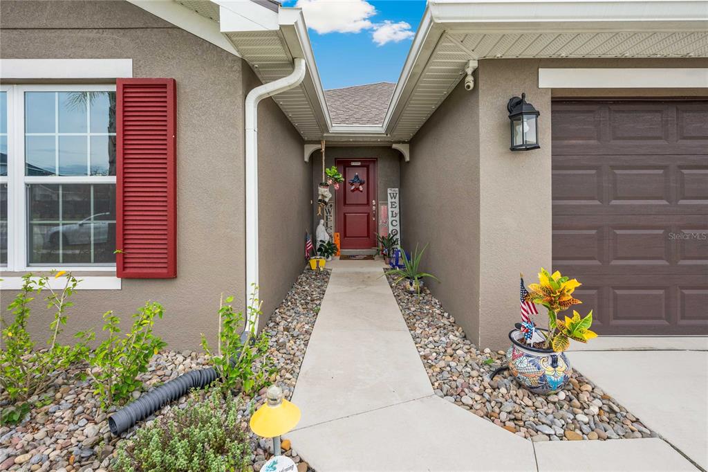 13019 Ogden Glade Road Dade City, FL 33525 - Photo 2 of 33