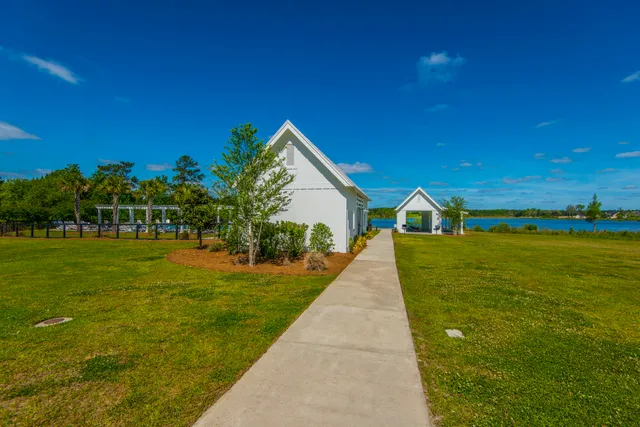 $500,000 | 575 Pendleton Drive, Moncks Corner, SC 29461