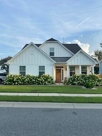 $500,000 | 575 Pendleton Drive, Moncks Corner, SC 29461