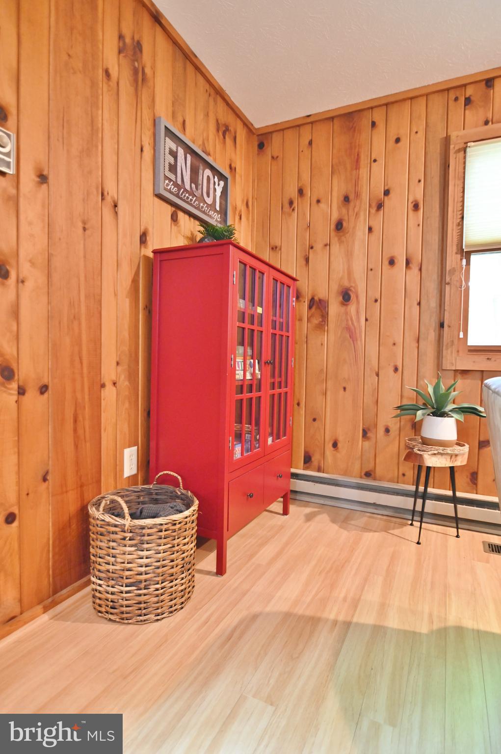 55 Morrie Drive Basye, VA 22810 - Photo 16 of 44 Wood walls