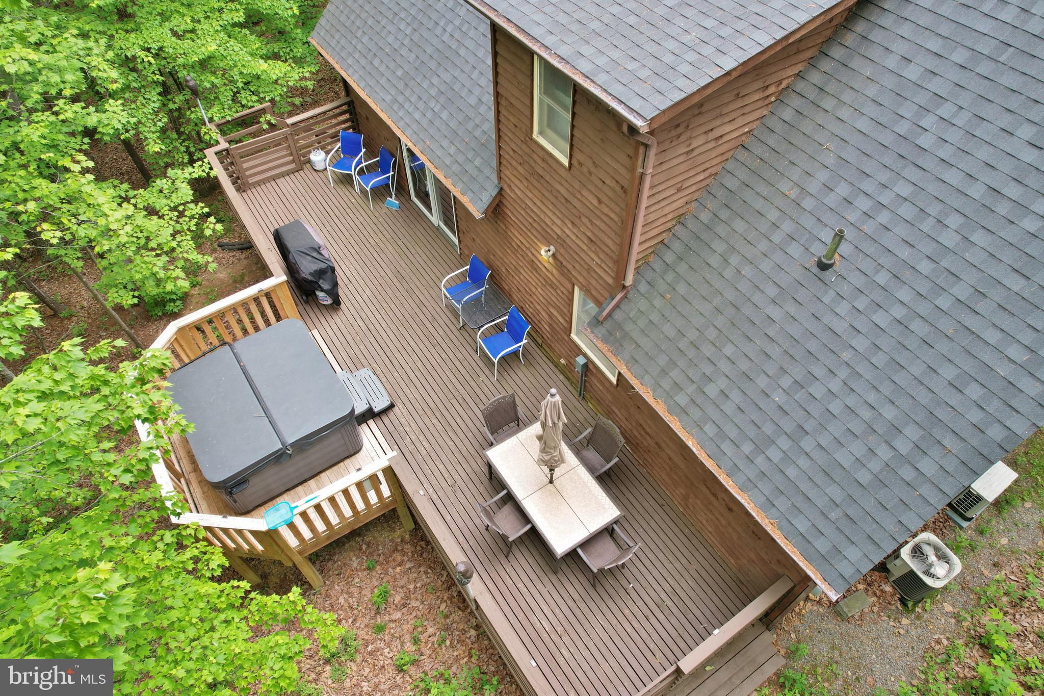 55 Morrie Drive Basye, VA 22810 - Photo 2 of 44 Back of home - Large entertaining deck