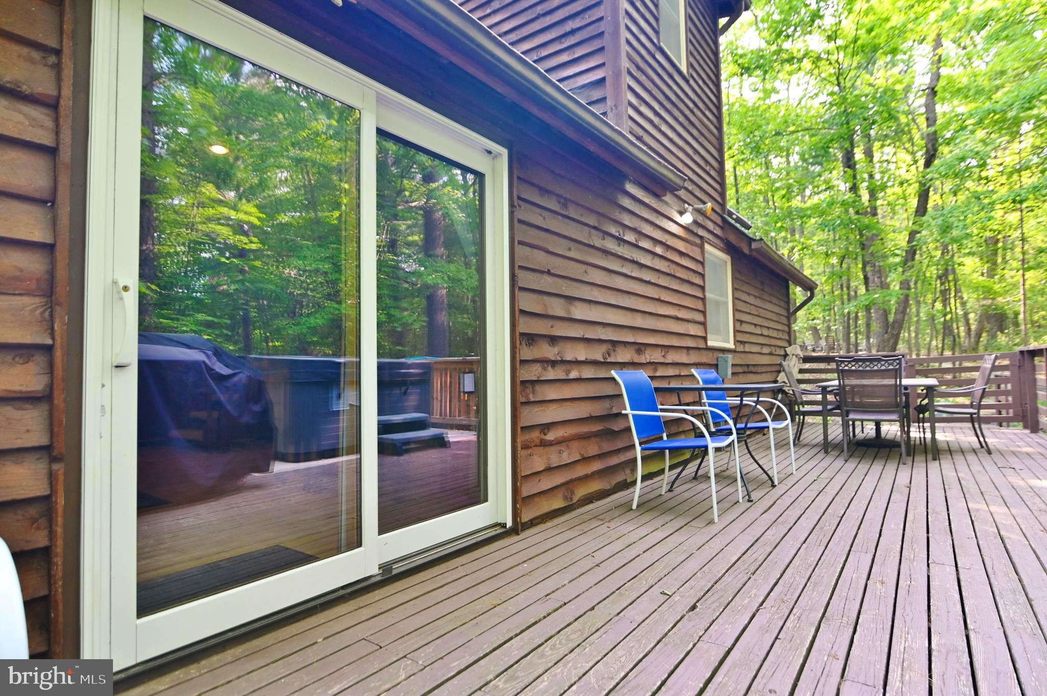 55 Morrie Drive Basye, VA 22810 - Photo 10 of 44 Slide to living room