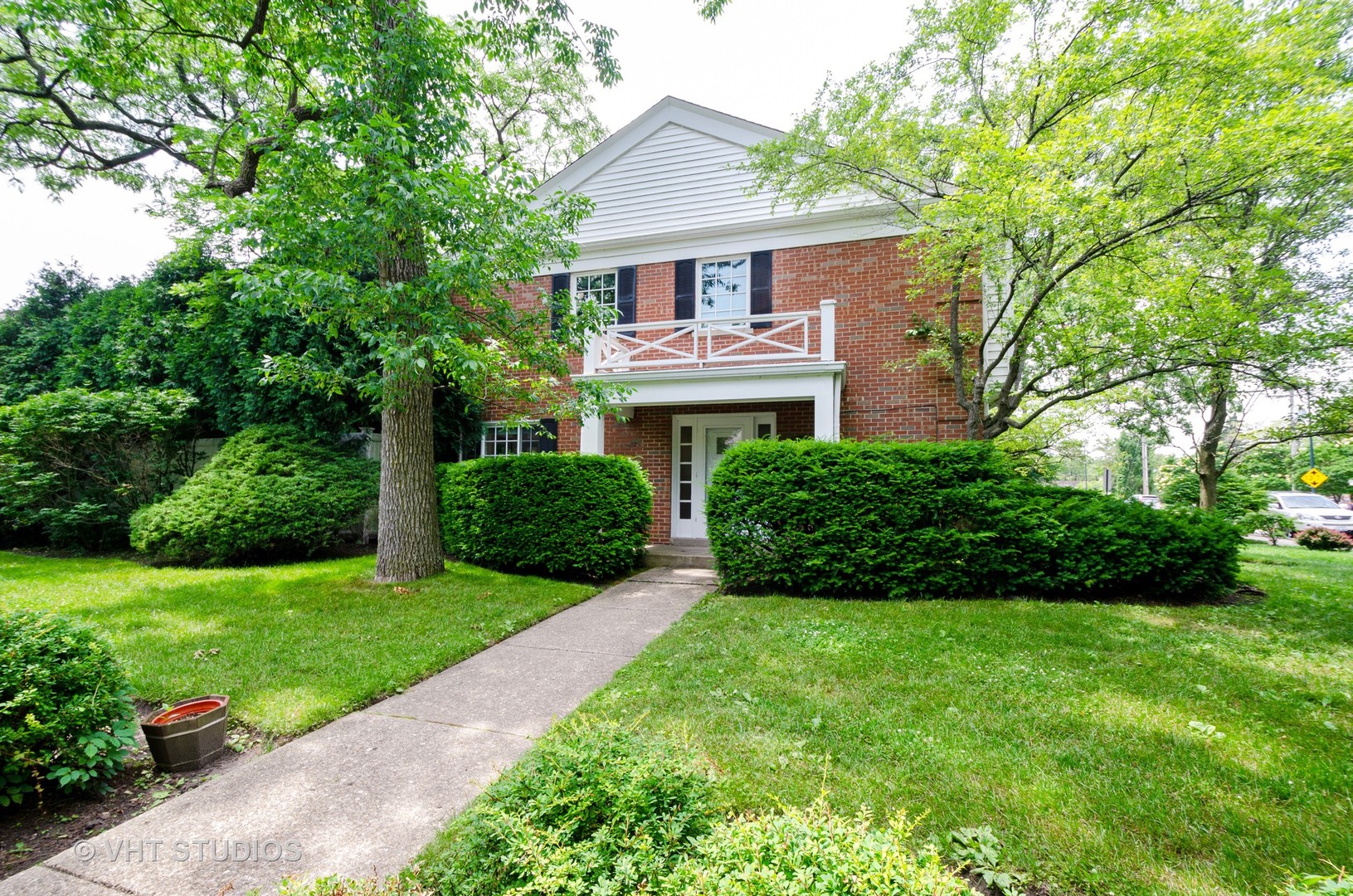90 Warwick Road Winnetka, IL 60093 - Photo 1 of 12