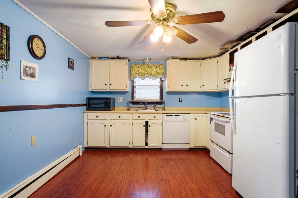 22 Bagley Road Holbrook, MA 02343 - Photo 3 of 10