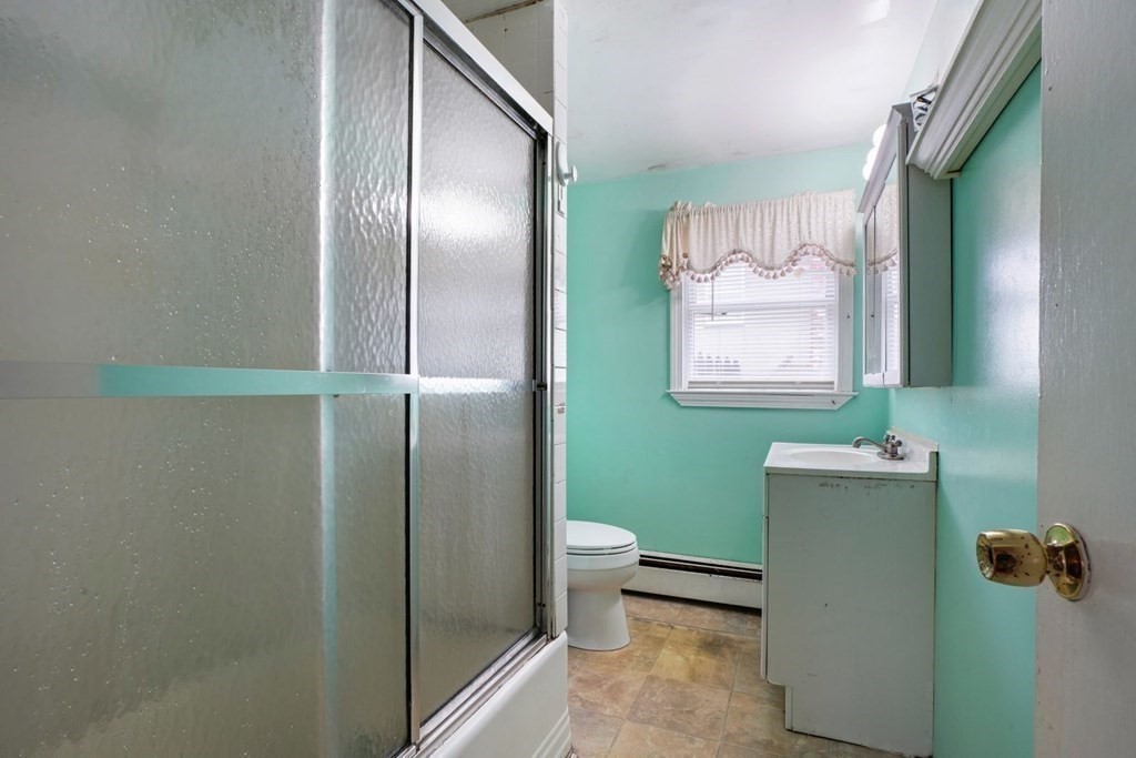 22 Bagley Road Holbrook, MA 02343 - Photo 7 of 10