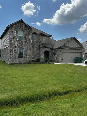 $299,500 | 8127 Kinslee Lane, Iowa, LA 70647
