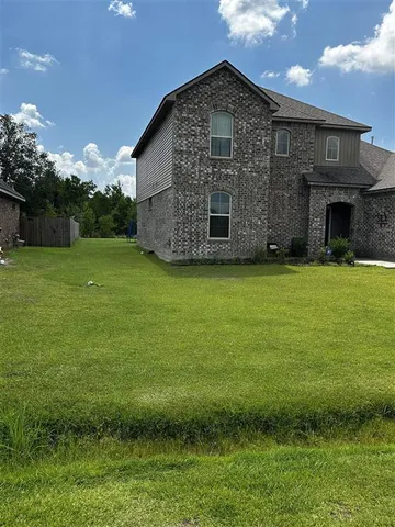 $299,500 | 8127 Kinslee Lane, Iowa, LA 70647