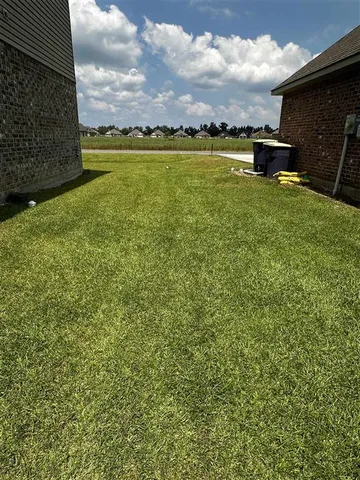 $299,500 | 8127 Kinslee Lane, Iowa, LA 70647