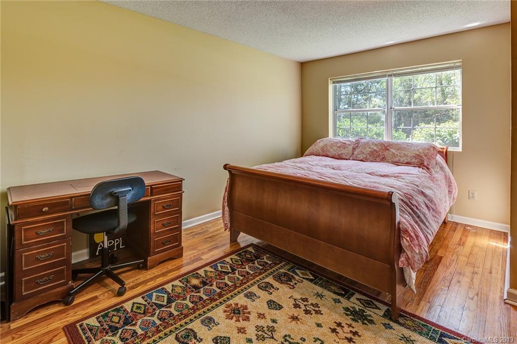 519 Dana Road Hendersonville, NC 28792 - Photo 19 of 25 Gallery Image 19
