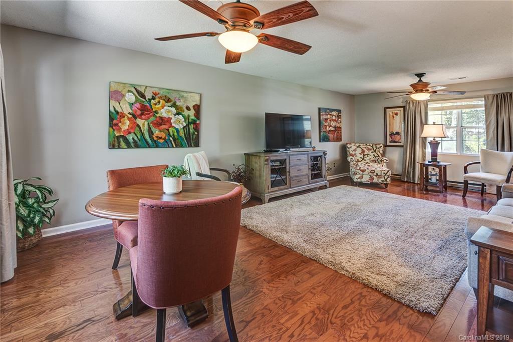 519 Dana Road Hendersonville, NC 28792 - Photo 8 of 25 Gallery Image 8