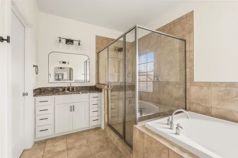 $429,999 | 836 Garden Oaks Terrace, Houston, TX 77018