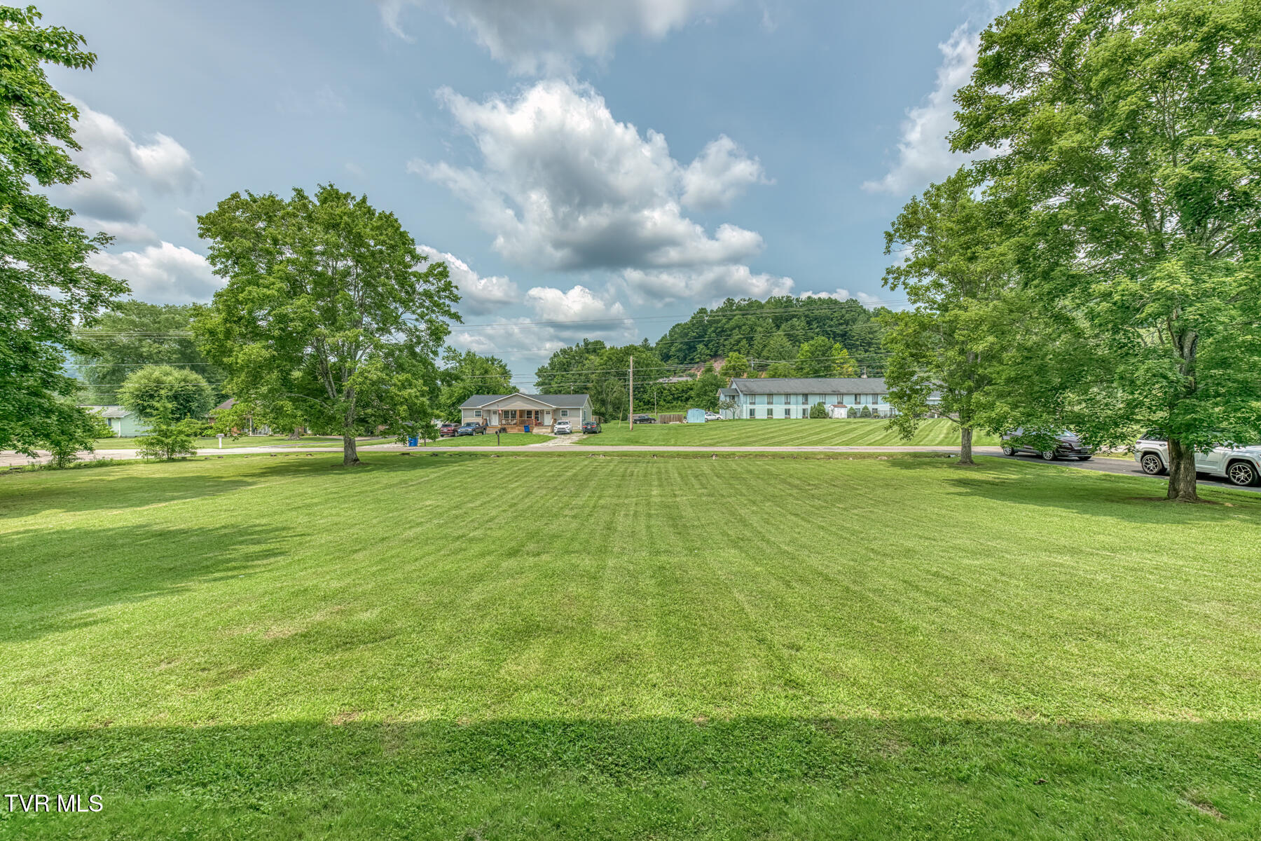153 Adams Road Mountain City, TN 37683 - Photo 11 of 73 153 Adams Rd-11