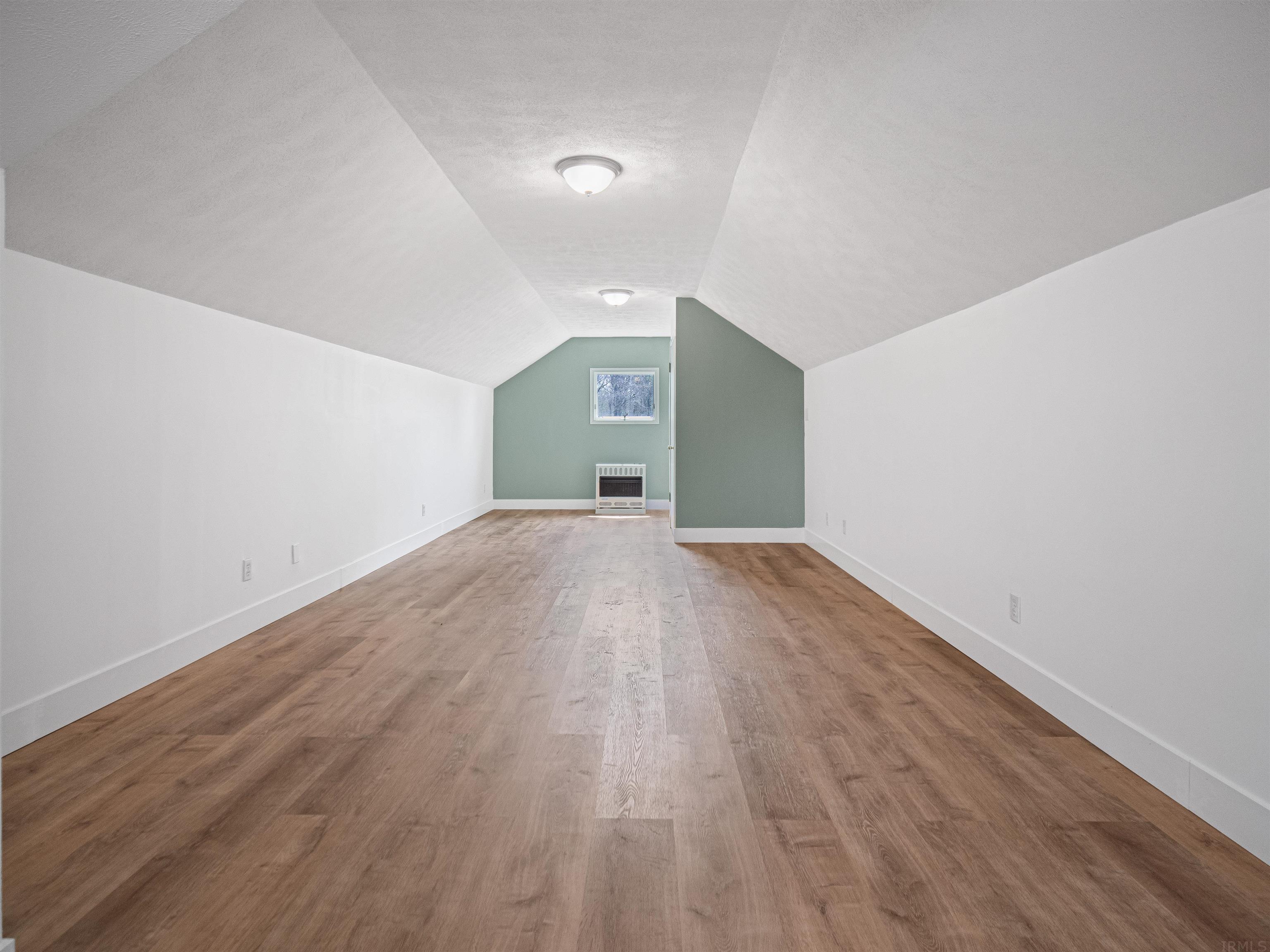 8055 East North Road Syracuse, IN 46567 - Photo 32 of 36 Gallery Image 32