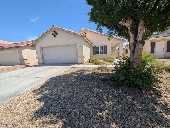 $1,800 | 1821 Running Fawn Court, North Las Vegas, NV 89031