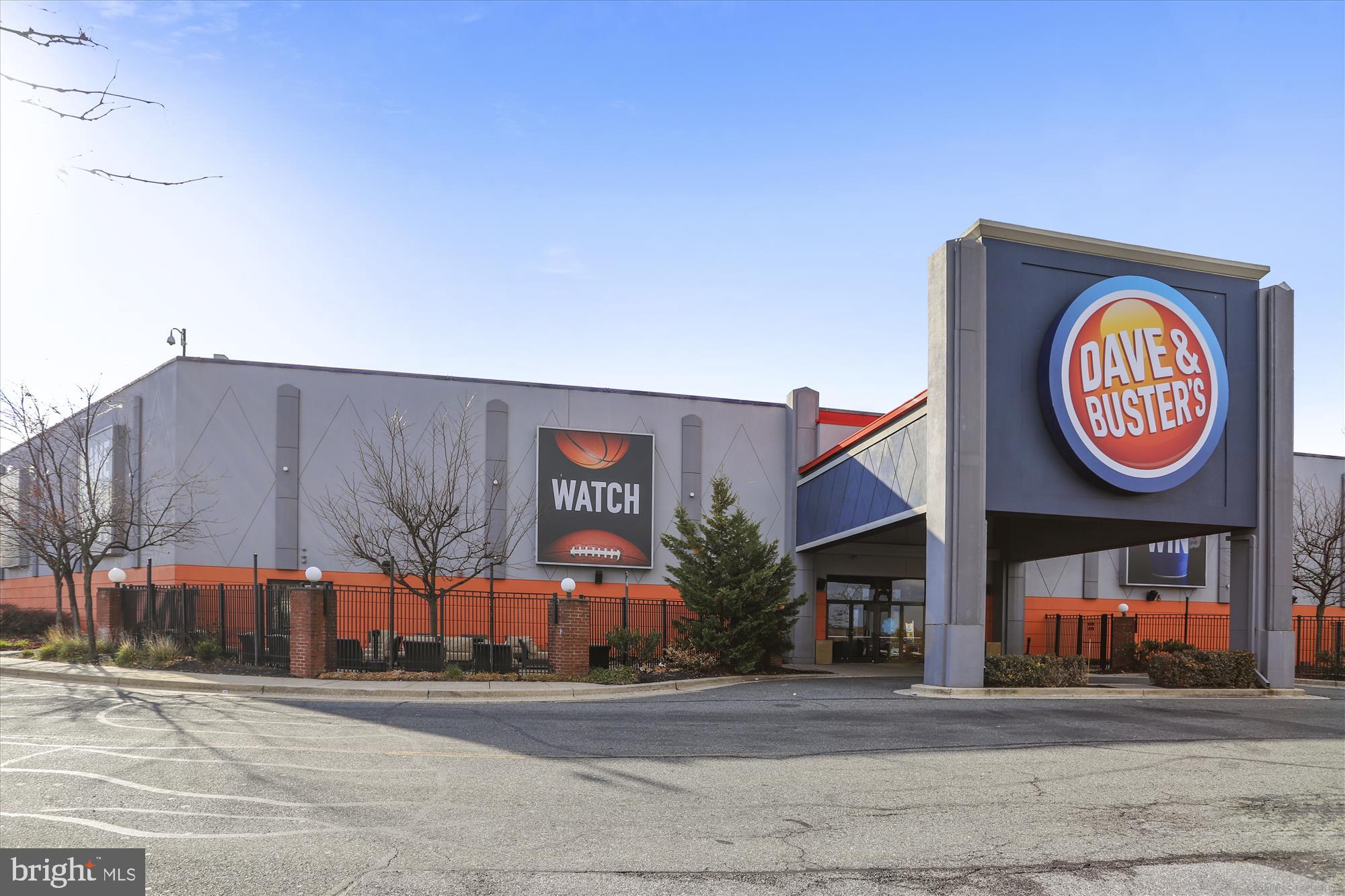 6473 Anderson Avenue Hanover, MD 21076 - Photo 25 of 27 a view of a street with stores