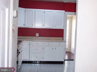 121 Ripka Street Philadelphia, PA 19127 - Photo 3 of 5 Gallery Image 3