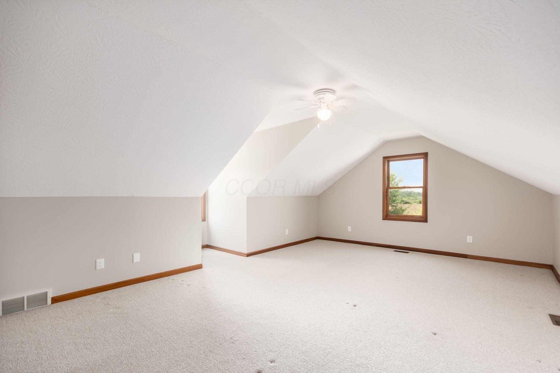 2870 Gardner Road Galloway, OH 43119 - Photo 30 of 73 042_ Rd Galloway OH 43119 USA