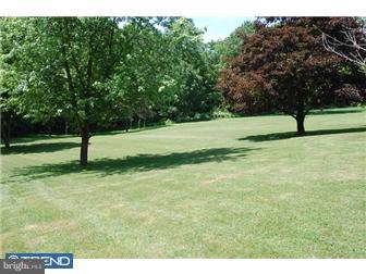 1587 County Line Road Bechtelsville, PA 19505 - Photo 8 of 8 Gallery Image 8
