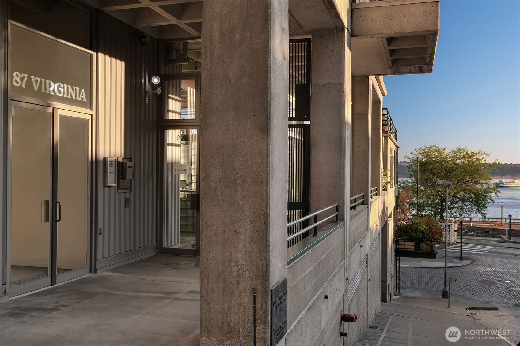 87 Virginia Street, Unit 8 Seattle, WA 98101 - Photo 26 of 34 a view of walk in closet