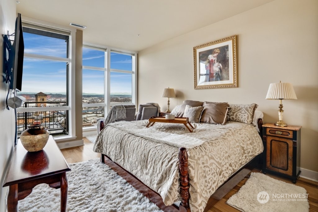 708 Market Street, Unit 705 Tacoma, WA 98402 - Photo 24 of 39