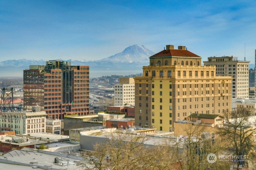 708 Market Street, Unit 705 Tacoma, WA 98402 - Photo 32 of 39