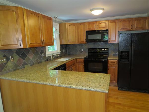 8 Shirley Road Townsend, MA 01469 - Photo 1 of 19