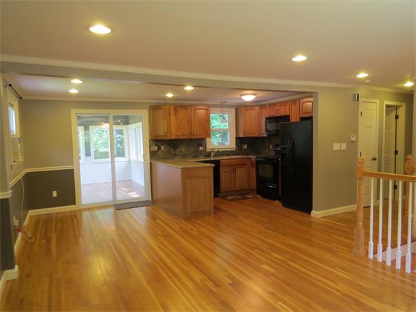 8 Shirley Road Townsend, MA 01469 - Photo 5 of 19