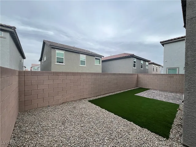 $2,350 | 9110 Nostrand Avenue, Las Vegas, NV 89148