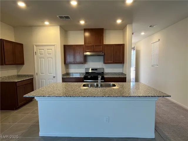 $2,350 | 9110 Nostrand Avenue, Las Vegas, NV 89148