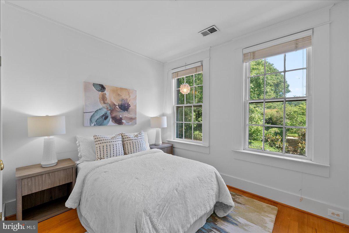 3326 Volta Place Northwest Washington, DC 20007 - Photo 21 of 24