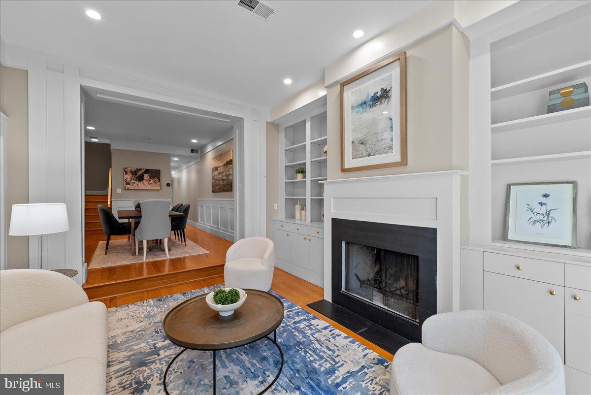 3326 Volta Place Northwest Washington, DC 20007 - Photo 8 of 24