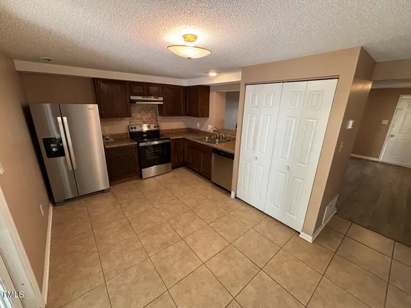 $1,325 | 5503 Bringle Court, Raleigh, NC 27610