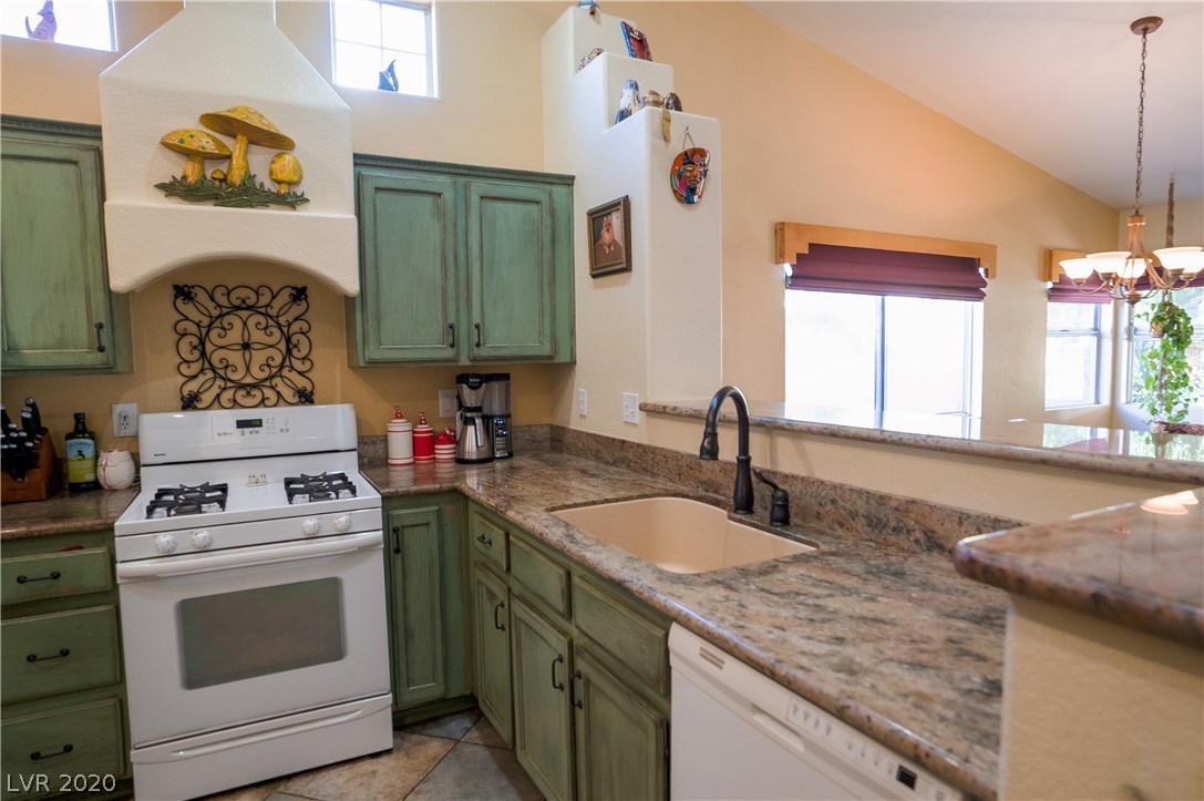 120 Ringlore Road Henderson, NV 89015 - Photo 7 of 37 Gallery Image 7