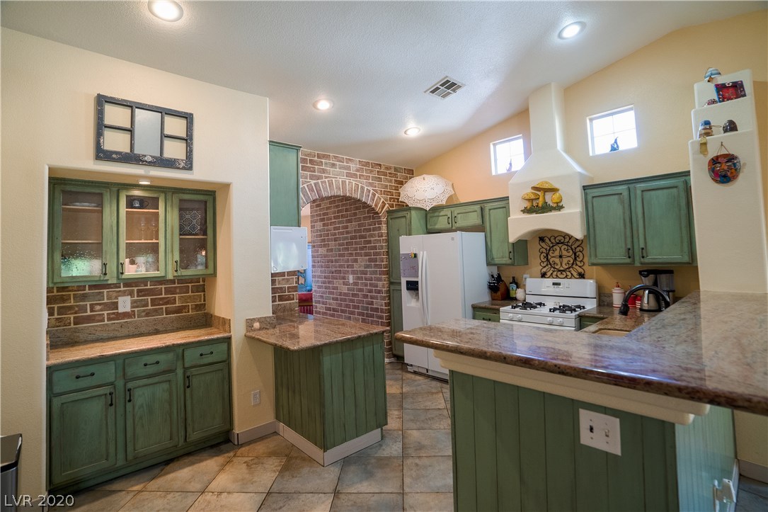 120 Ringlore Road Henderson, NV 89015 - Photo 8 of 37 Gallery Image 8