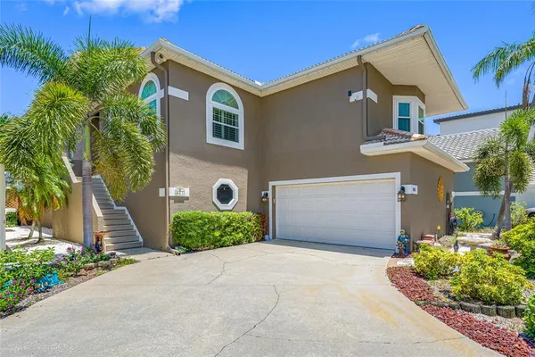 $899,900 | 861 Symphony Isles Boulevard, Apollo Beach, FL 33572
