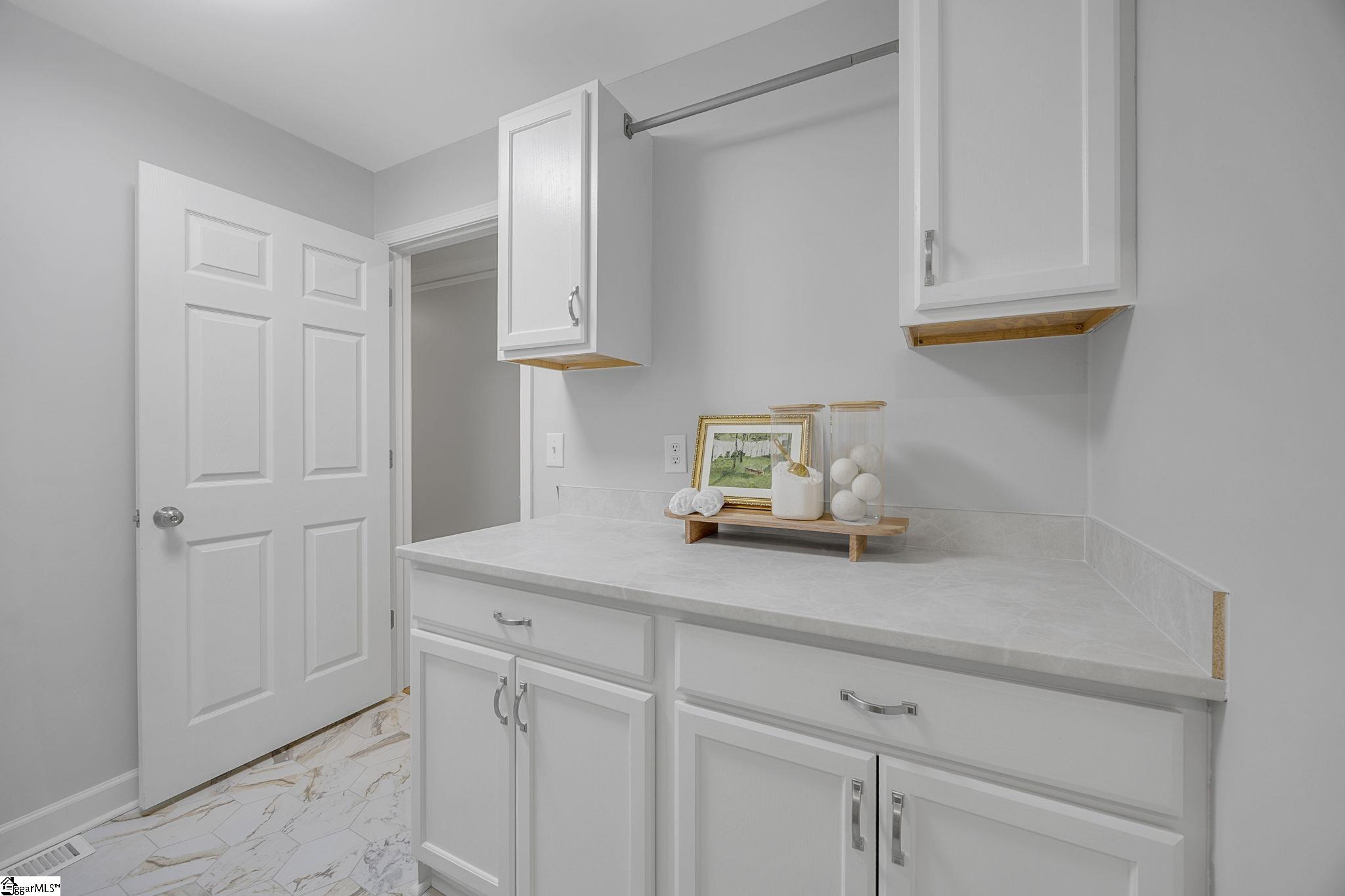 401 Central Avenue Mauldin, SC 29662 - Photo 19 of 39