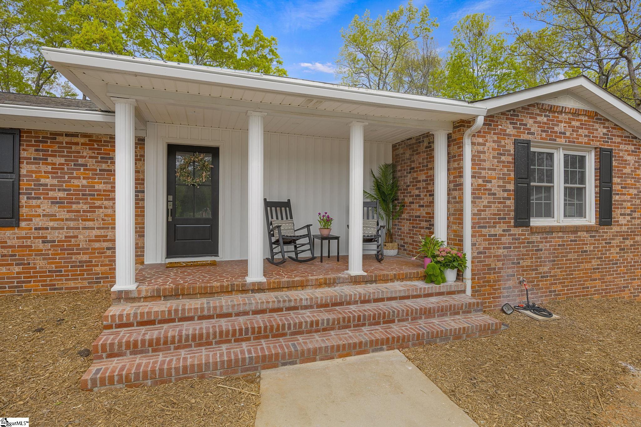 401 Central Avenue Mauldin, SC 29662 - Photo 2 of 39